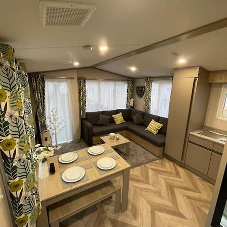 Brand New 6 Berth Holiday Home Selsey Zewnętrze zdjęcie